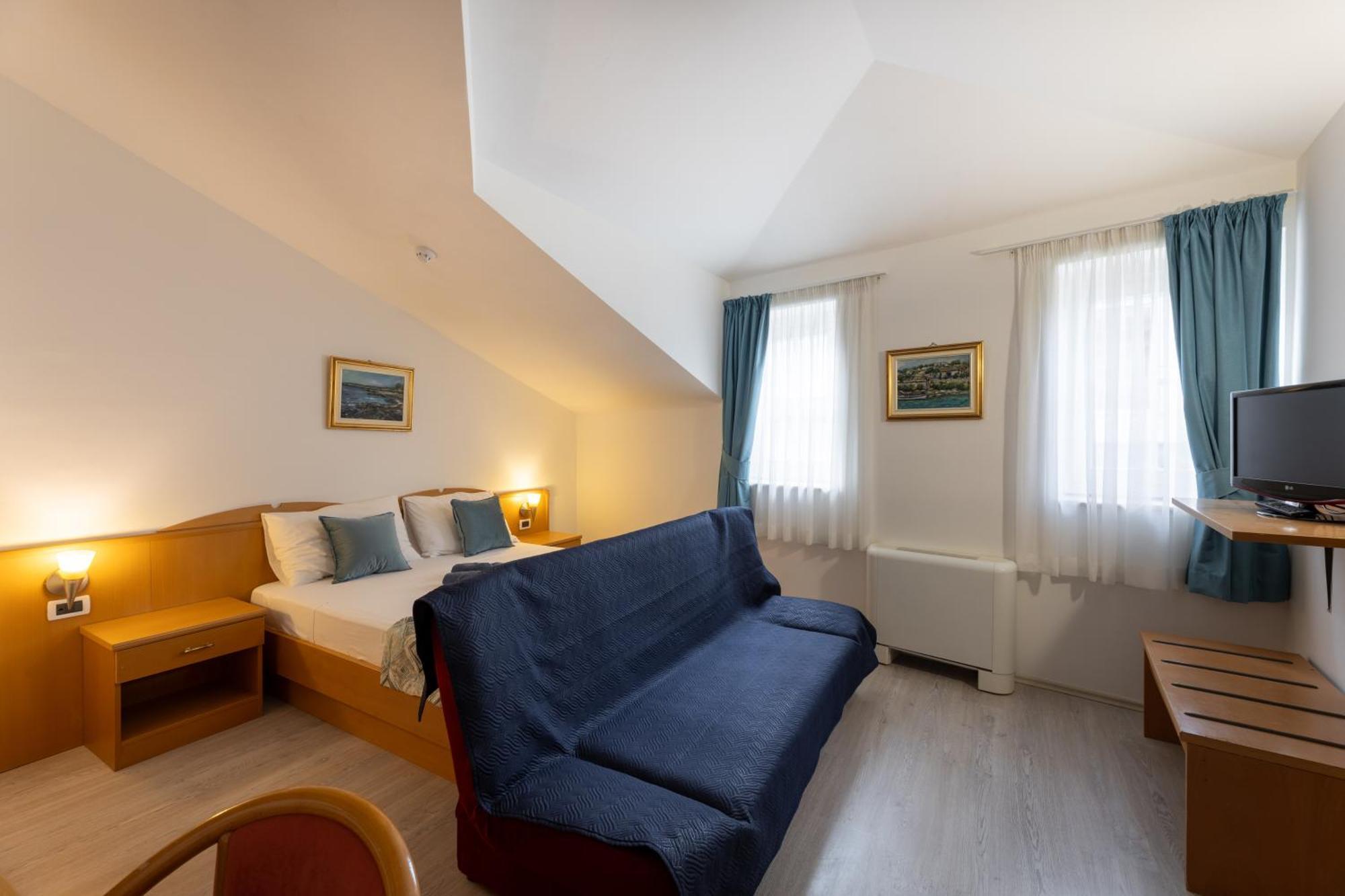 Villa Fontana Трогир Экстерьер фото
