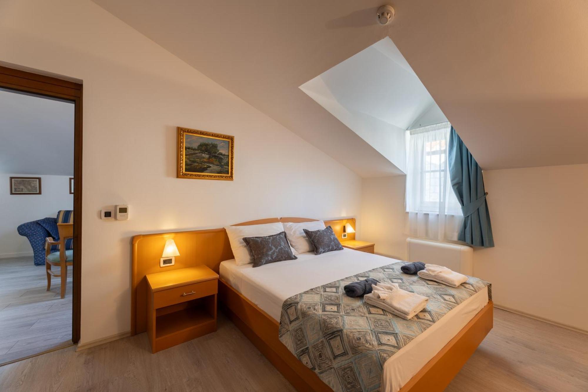 Villa Fontana Трогир Экстерьер фото