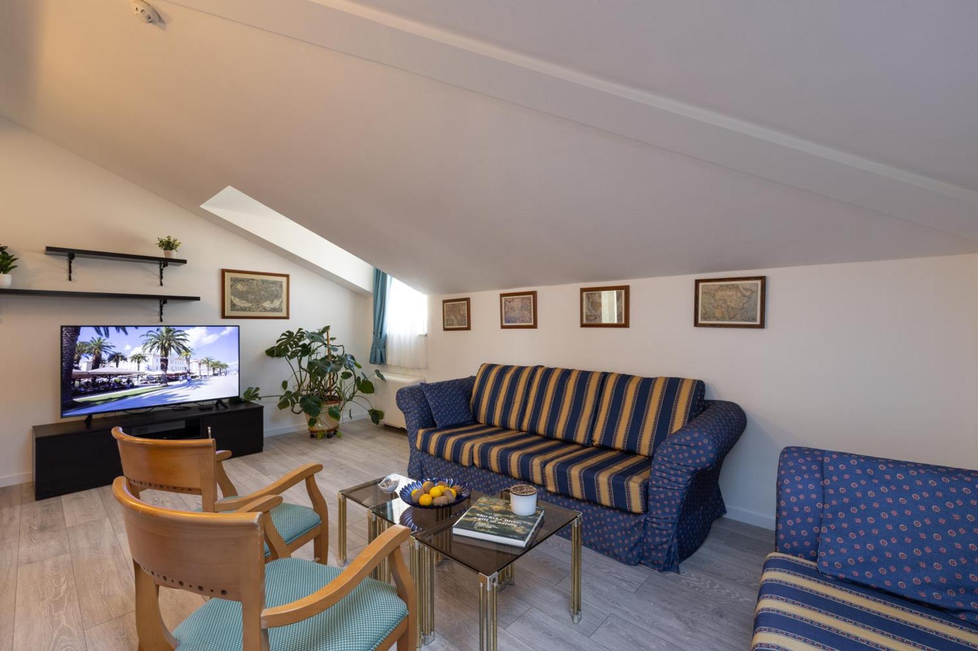 Villa Fontana Трогир Экстерьер фото