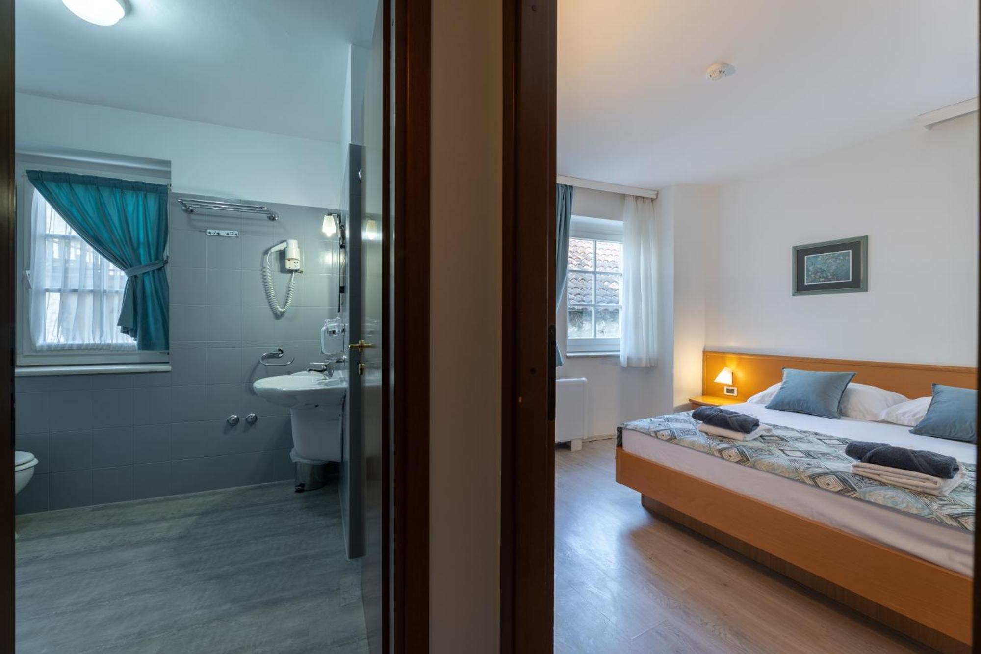 Villa Fontana Трогир Экстерьер фото