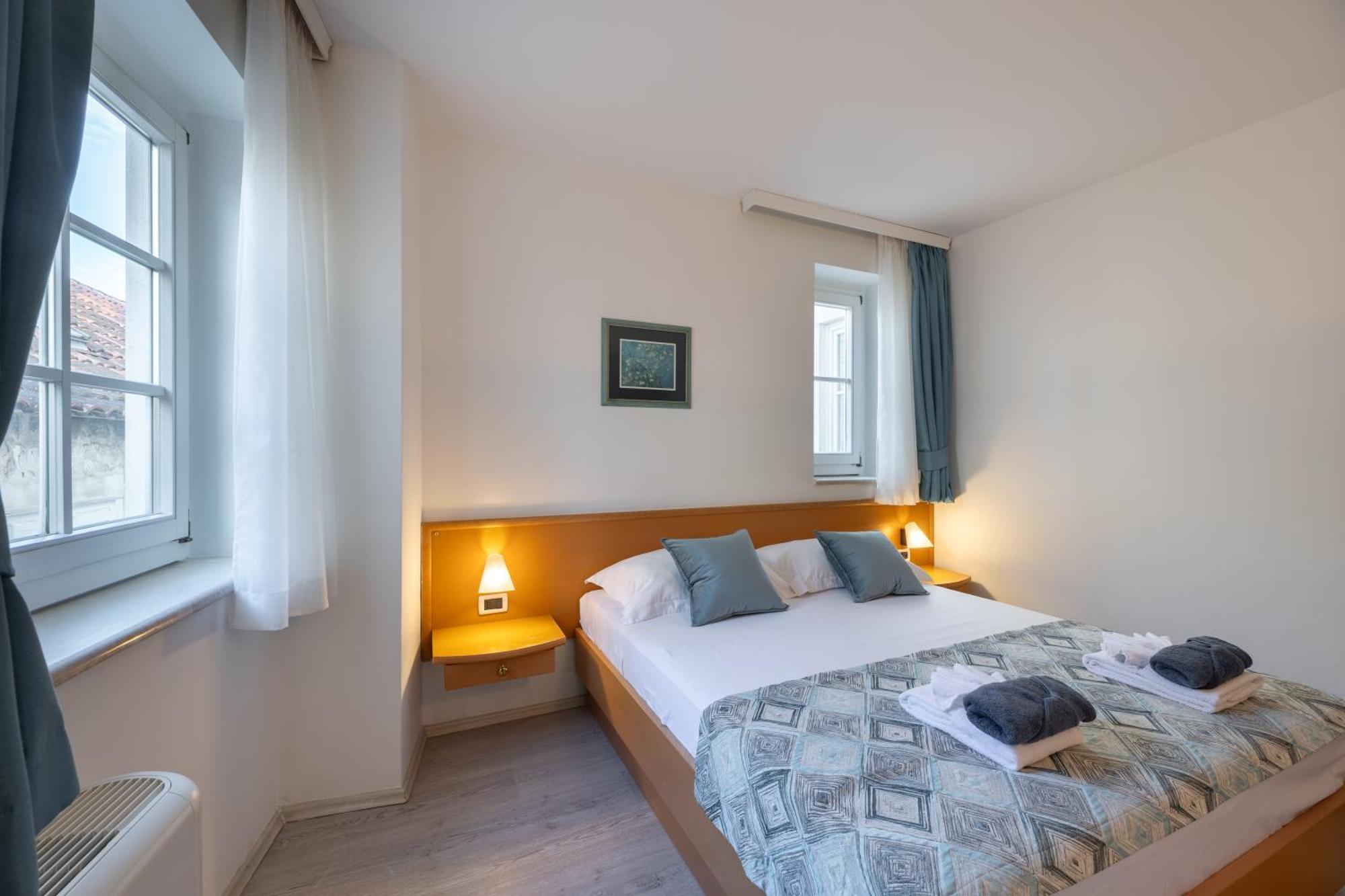 Villa Fontana Трогир Экстерьер фото